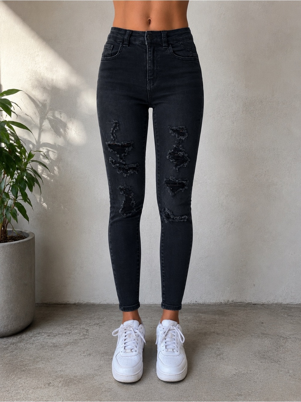 American Eagle Outfitters High-Rise Distressed Skinny Jeans - Black
